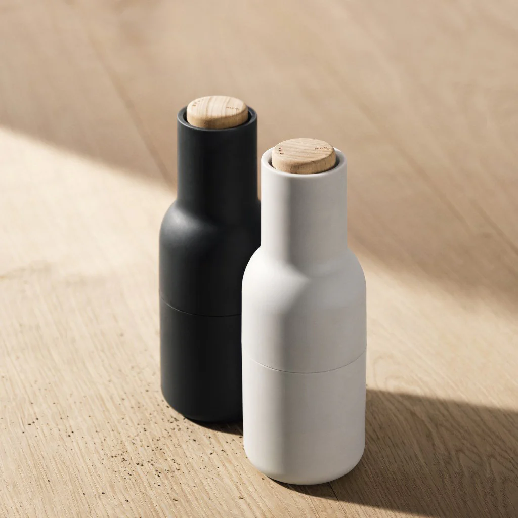 Audo Bottle Grinders Ash + Carbon Oak - Image 3