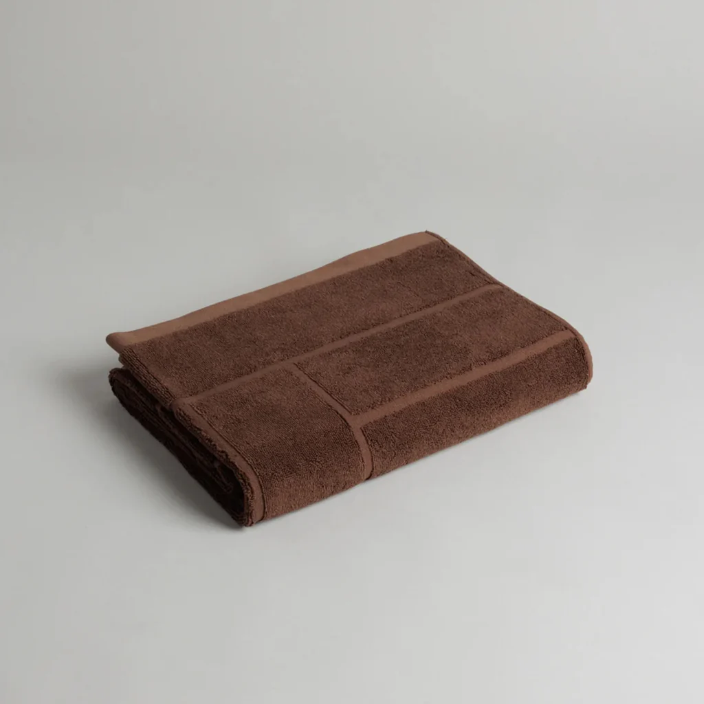 Baina Tabac Greenwich Bath Towel - Image 4