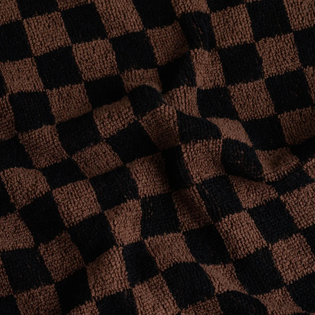 Baina Tabac Noir Quill Face Towel - Image 4