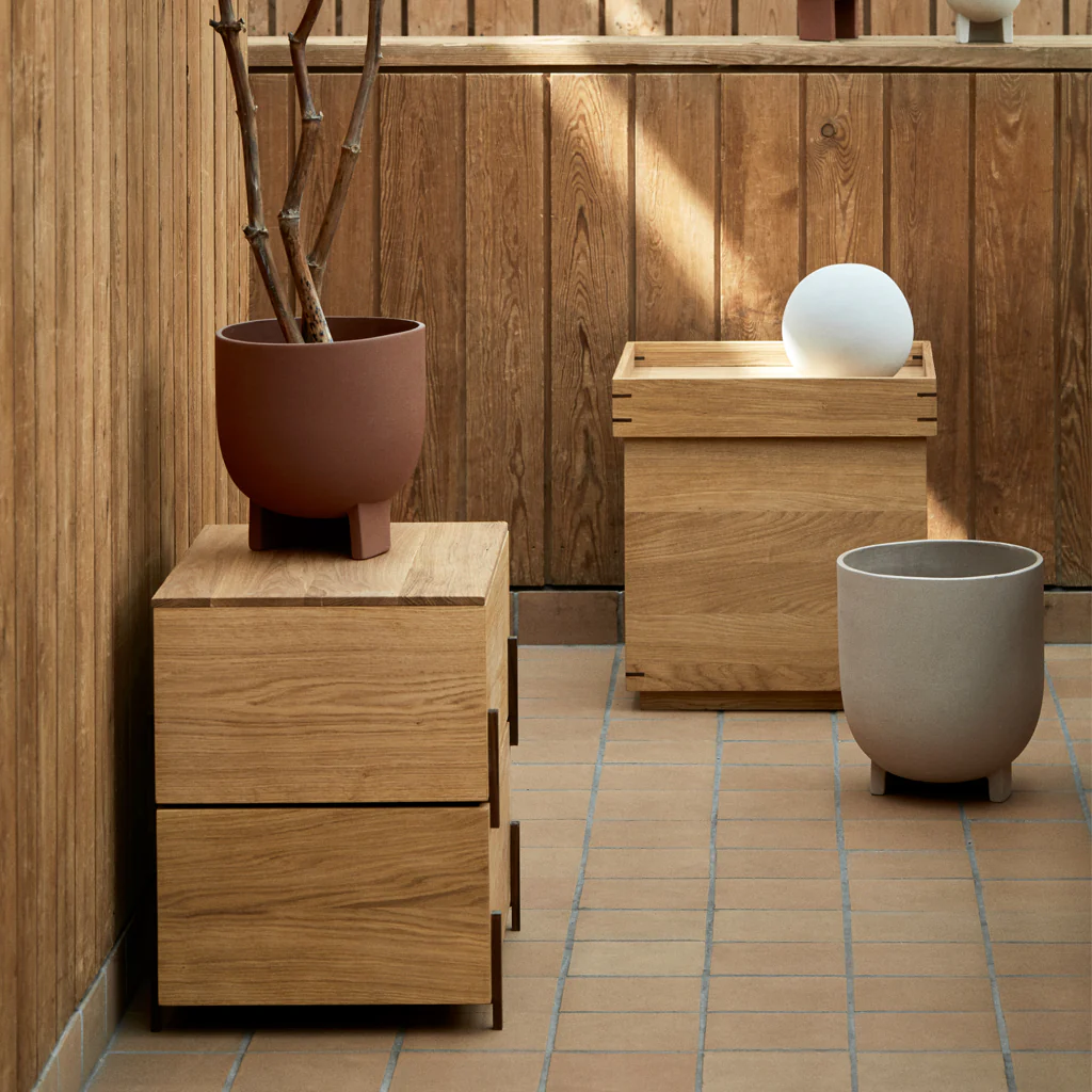 Kristina Dam Japanese Tray Table Small - Image 3