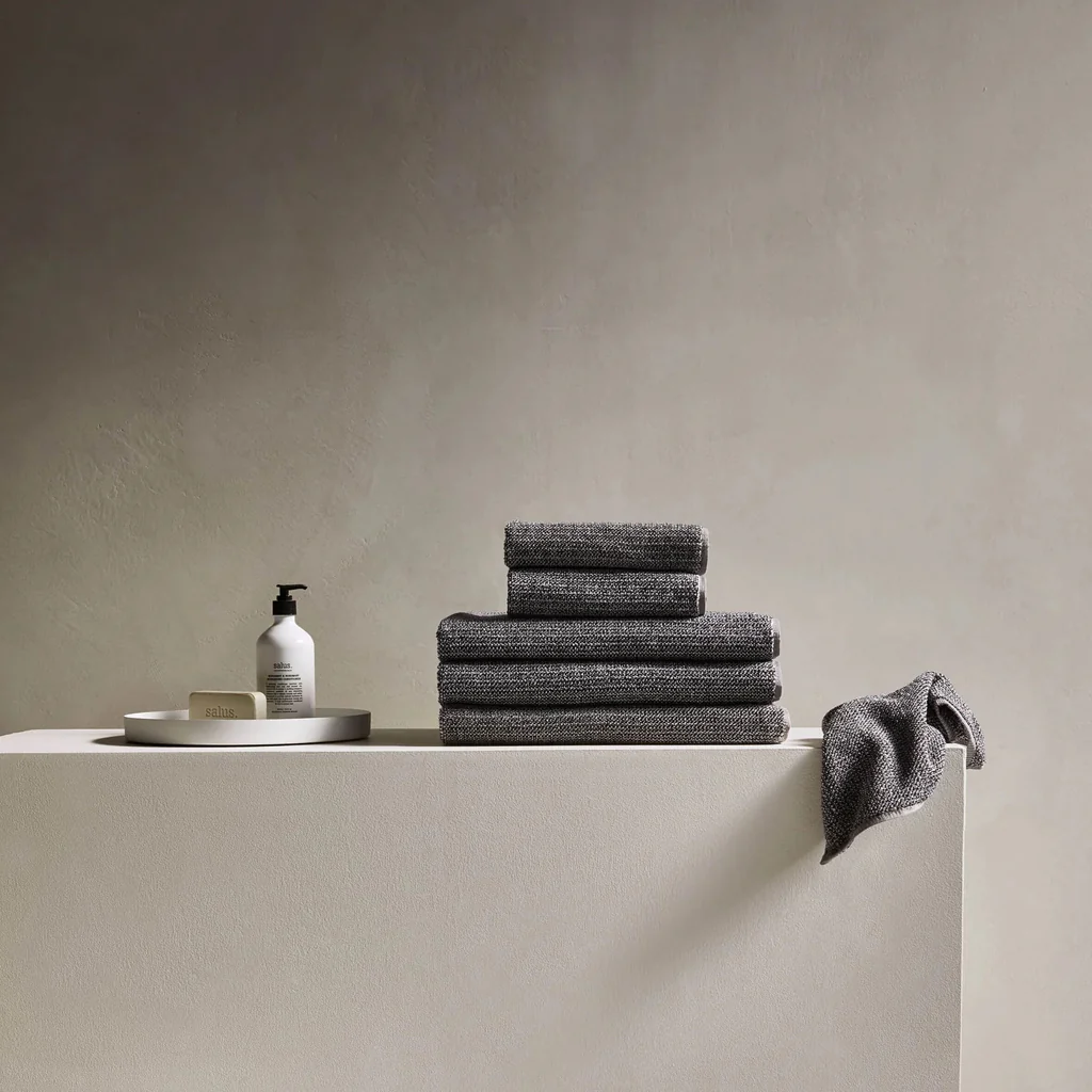 L&M Home Tweed Coal Hand Towel - Image 5