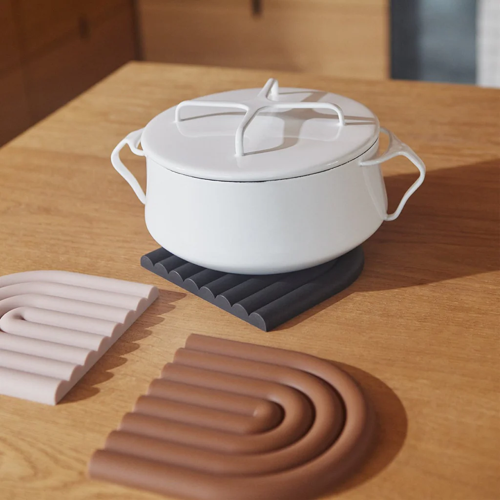 OYOY Living Rainbow Trivet Black - Image 5